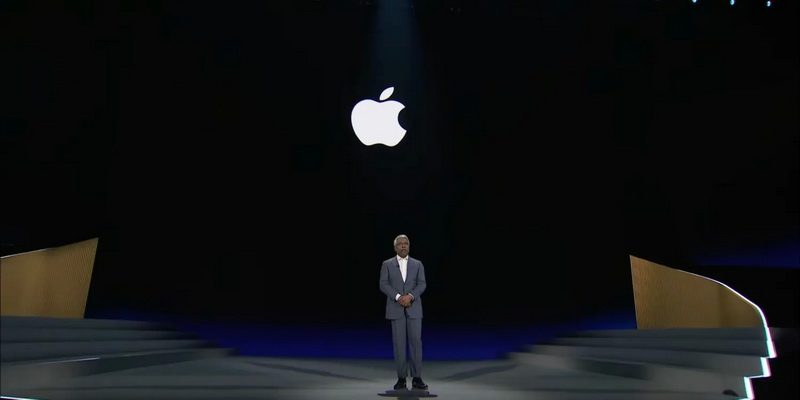 谷歌宣布推出基于 AI Gemini 的“更聪明”苹果 Siri 广告。