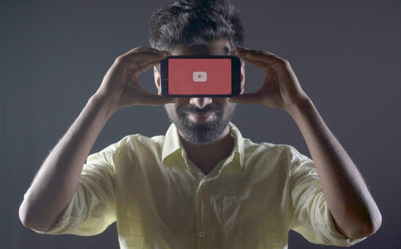 YouTube 正在全球范围内推出电视观看的强制广告。