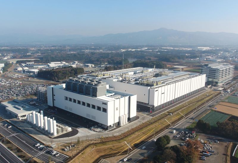 日本邀请SK海力士和三星在其境内建造存储器工厂，提供大额补贴，但迄今为止未见成效