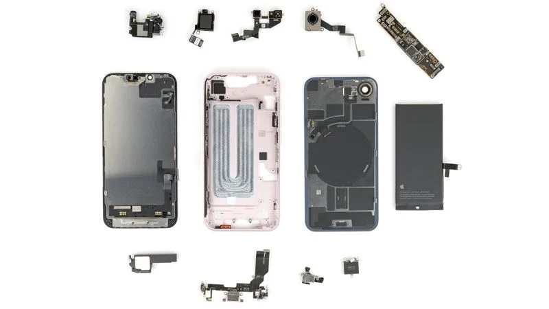 iFixit 揭露了 iPhone 17e——后盖带 MagSafe 的功能也适用于 iPhone 16e