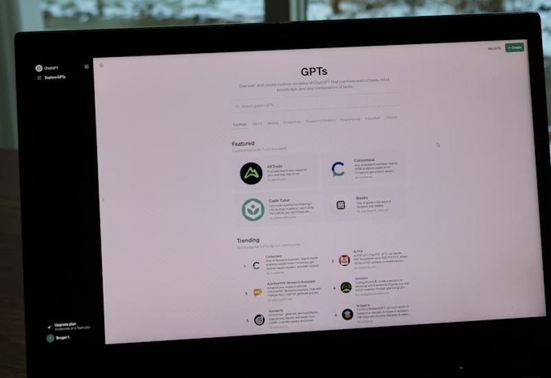 OpenAI正在开发一款桌面超级应用，集浏览器、ChatGPT和Codex于一体。