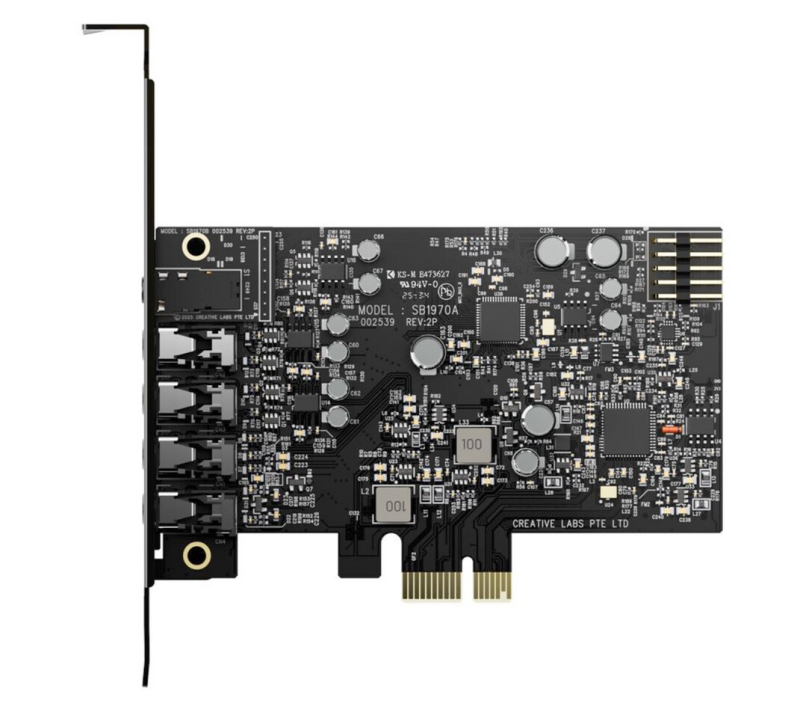 Creative 推出了 Sound Blaster Audigy FX Pro 声卡：32 位/384 kHz，支持 PC 的 7.1 通道音效。