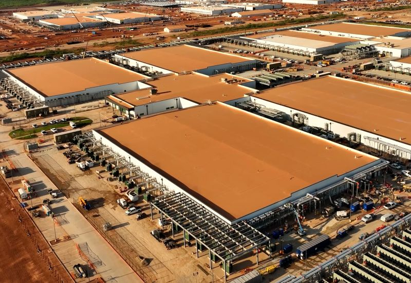 OpenAI缩短了数据中心的建设，以降低投资者在IPO前的焦虑。